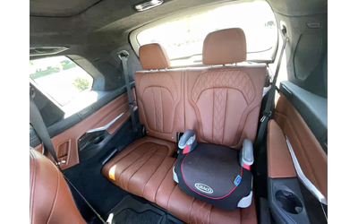 BMW X7 xDrive40i/ОБДУХВАНЕ/ПАНОРАМА/HARMAN KARDON/360 - автомобили, коли, обяви за нови и употребявани 12
