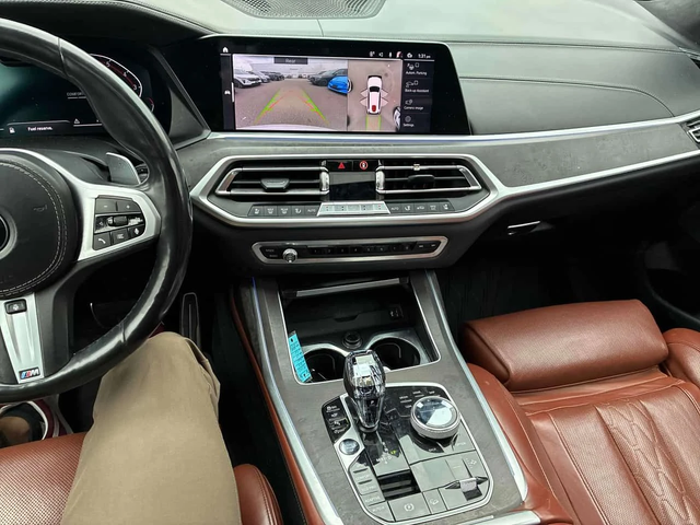 BMW X7 xDrive40i/ОБДУХВАНЕ/ПАНОРАМА/ДИСТРОНИК/360 - автомобили, коли, обяви за нови и употребявани 8