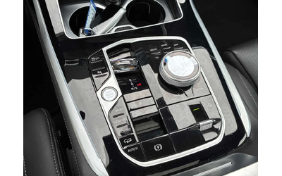 BMW X7 xDrive40i| M SPORT| SHADOW| HUD| DISTR| 360| HAR/K - автомобили, коли, обяви за нови и употребявани 11