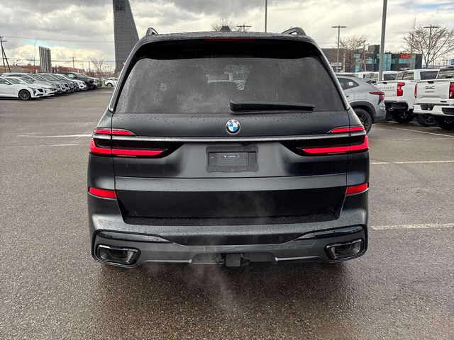 BMW X7 xDrive40i| M SPORT| SHADOW| HUD| DISTR| 360| HAR/K - автомобили, коли, обяви за нови и употребявани 4