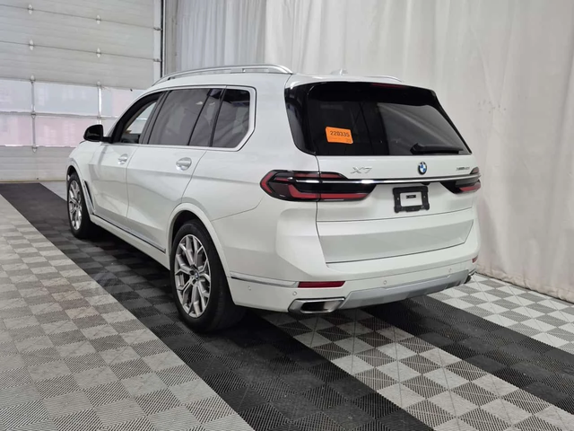 BMW X7 XDRIVE40I| SKY LOUNGE| HUD| 360| AMB| 7 MEСТА - автомобили, коли, обяви за нови и употребявани 3
