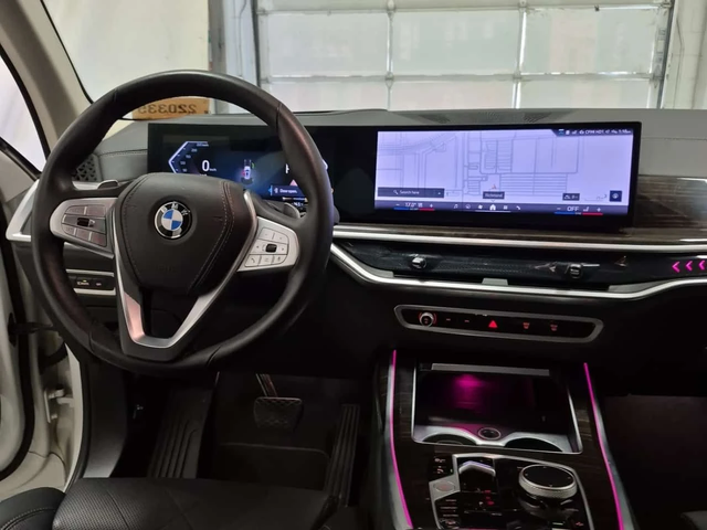 BMW X7 XDRIVE40I| SKY LOUNGE| HUD| 360| AMB| 7 MEСТА - автомобили, коли, обяви за нови и употребявани 9