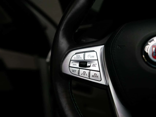 BMW X7 * M50i * ALPINA XB7 | PREMIUM | DISTRONIC | 360 - автомобили, коли, обяви за нови и употребявани 13