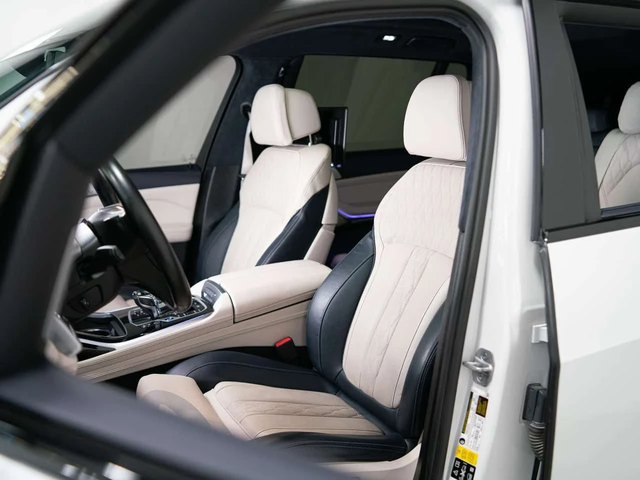 BMW X7 * M50i * ALPINA XB7 | PREMIUM | DISTRONIC | 360 - автомобили, коли, обяви за нови и употребявани 9