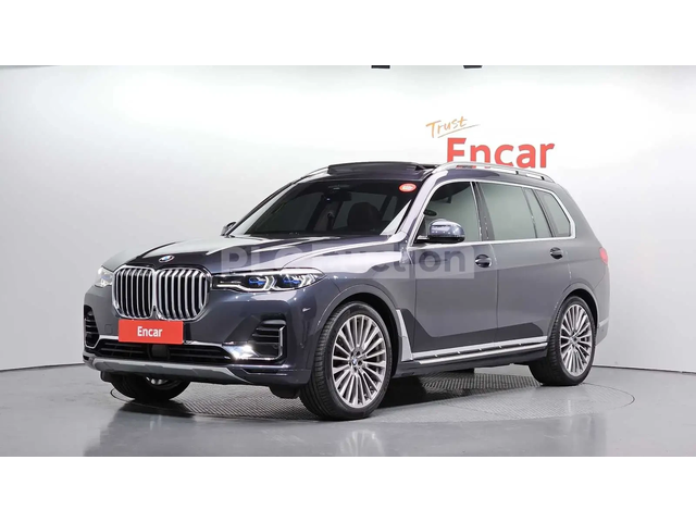 BMW X7 HEAD-UP * ОДБУХВАНЕ * H/K * PANO * 360 - автомобили, коли, обяви за нови и употребявани 0