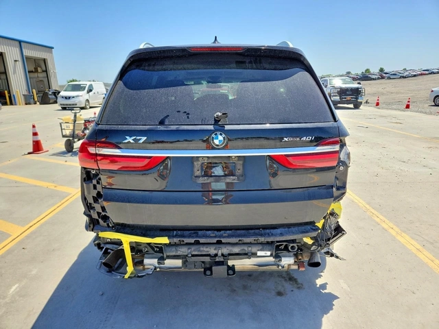 BMW X7 XDRIVE40I| DISTRONIC| HARMAN| HUD| ПАНО| ВАКУУМ| О - автомобили, коли, обяви за нови и употребявани 4