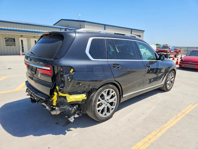BMW X7 XDRIVE40I| DISTRONIC| HARMAN| HUD| ПАНО| ВАКУУМ| О - автомобили, коли, обяви за нови и употребявани 5