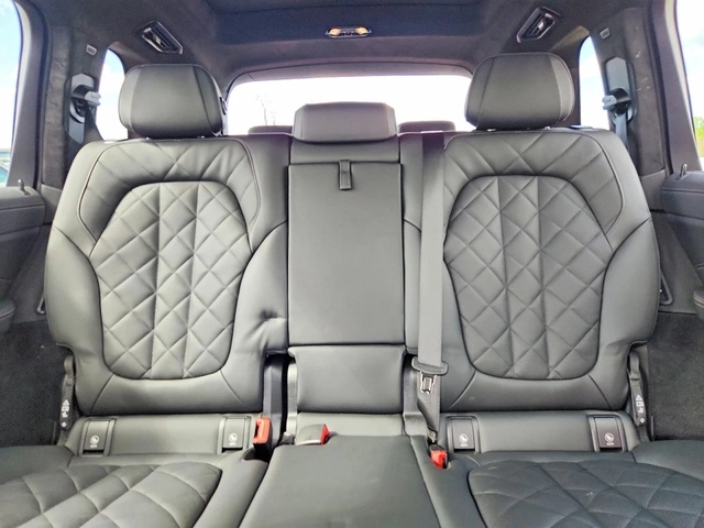 BMW X7 XDRIVE40I - автомобили, коли, обяви за нови и употребявани 9