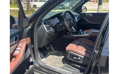 BMW X7 xDrive40i / CARFAX - автомобили, коли, обяви за нови и употребявани 6