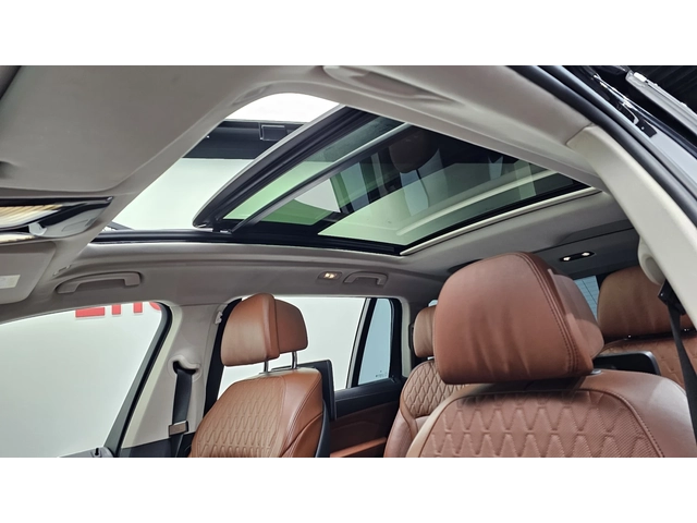 BMW X7 LASER* SOFT-CLOSE* HEAD-UP* МАСАЖ* ОБДУХ* DIS* КРА - автомобили, коли, обяви за нови и употребявани 13