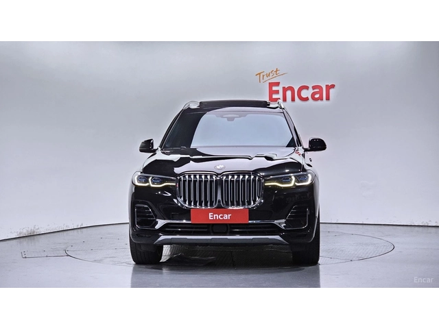 BMW X7 xDrive 40d* HUD* 360* МОНИТОРИ* КОЖА* ОБДУХВ* ПАНО - автомобили, коли, обяви за нови и употребявани 2