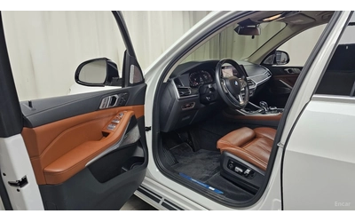 BMW X7 xDrive 40d* HUD* 360* МОНИТОРИ* КОЖА* ОБДУХВ* ПАНО - автомобили, коли, обяви за нови и употребявани 8