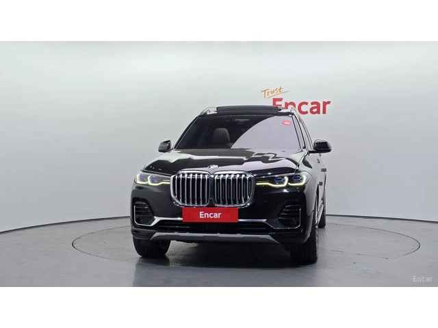 BMW X7 xDrive 40i* 7МЕСТА* МОНИТОРИ* 360* HUD* ПАНО - автомобили, коли, обяви за нови и употребявани 2