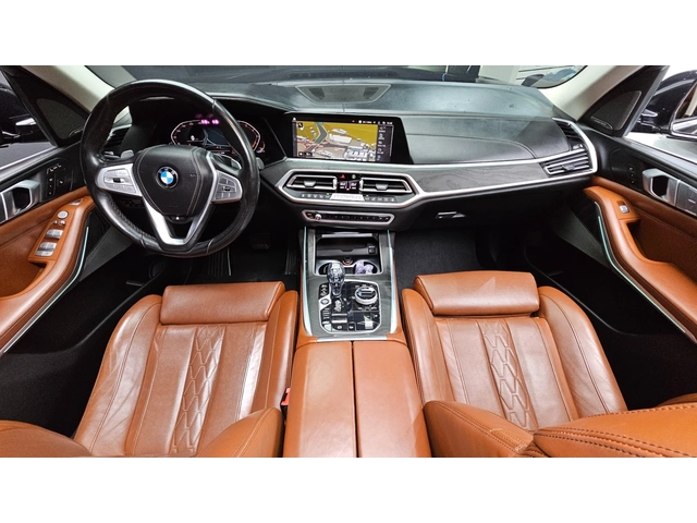 BMW X7 xDrive 40i Design Pure Excellence - автомобили, коли, обяви за нови и употребявани 7