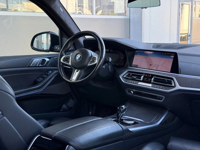 BMW X7 xDrive 40d M-Pack Реален пробег - автомобили, коли, обяви за нови и употребявани 9