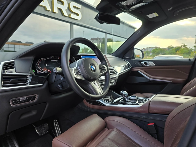 BMW X7 M50 d X drive* M pack* Individual* Pano* 7 mesta* - автомобили, коли, обяви за нови и употребявани 7
