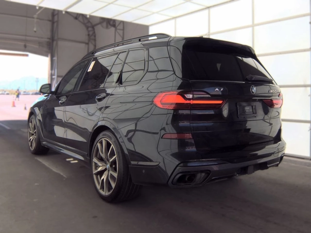 BMW X7 M50i - автомобили, коли, обяви за нови и употребявани 6