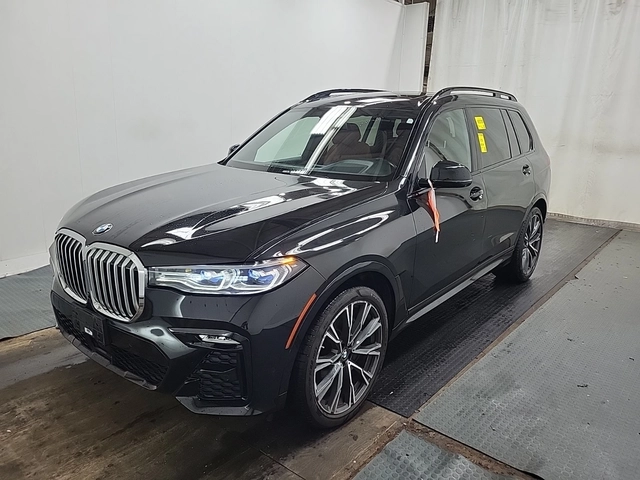 BMW X7 - автомобили, коли, обяви за нови и употребявани 0