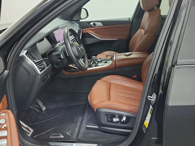 BMW X7 - автомобили, коли, обяви за нови и употребявани 5