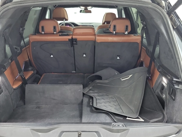 BMW X7 - автомобили, коли, обяви за нови и употребявани 9
