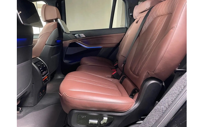 BMW X7 X7 4.0d xDrive M-Pack - автомобили, коли, обяви за нови и употребявани 6