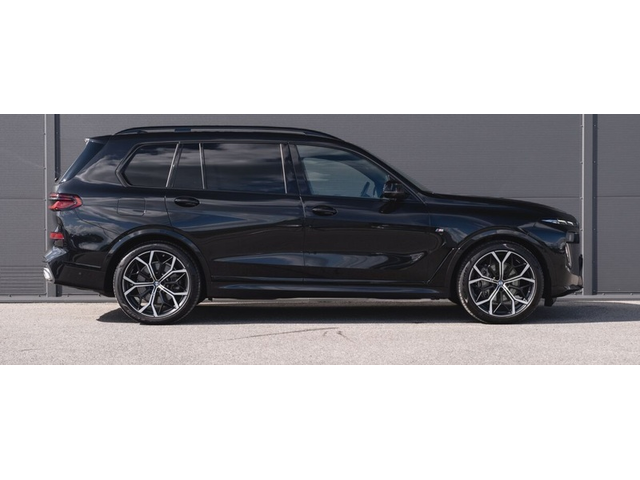 BMW X7 X7 40d xDrive M Pack - автомобили, коли, обяви за нови и употребявани 3