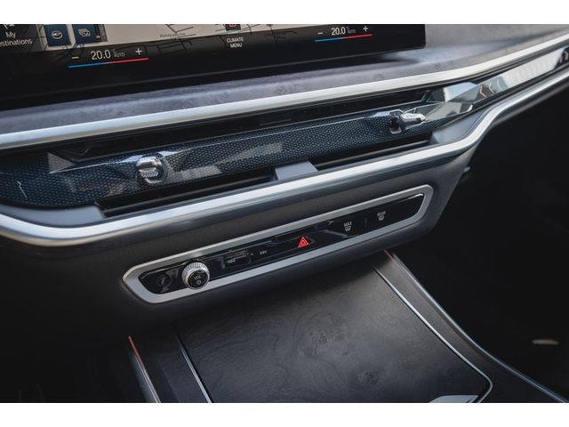 BMW X7 X7 40d xDrive M Pack - автомобили, коли, обяви за нови и употребявани 9