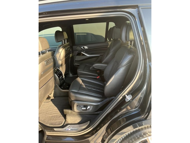 BMW X7 X7 M50d - автомобили, коли, обяви за нови и употребявани 7