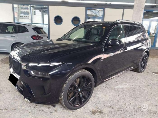 BMW X7 X7 xDrive 40d - автомобили, коли, обяви за нови и употребявани 0