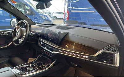 BMW X7 X7 xDrive 40d - автомобили, коли, обяви за нови и употребявани 6