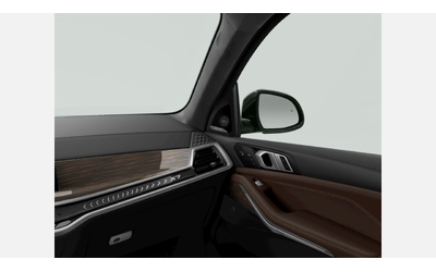 BMW X7 xDrive40d - автомобили, коли, обяви за нови и употребявани 10