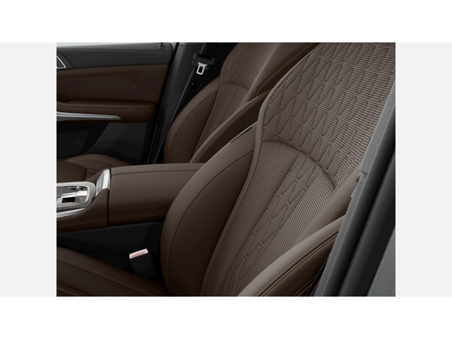 BMW X7 xDrive40d - автомобили, коли, обяви за нови и употребявани 8