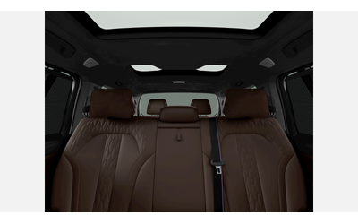 BMW X7 xDrive40d - автомобили, коли, обяви за нови и употребявани 11