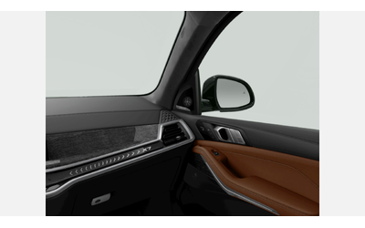 BMW X7 xDrive40d - автомобили, коли, обяви за нови и употребявани 10