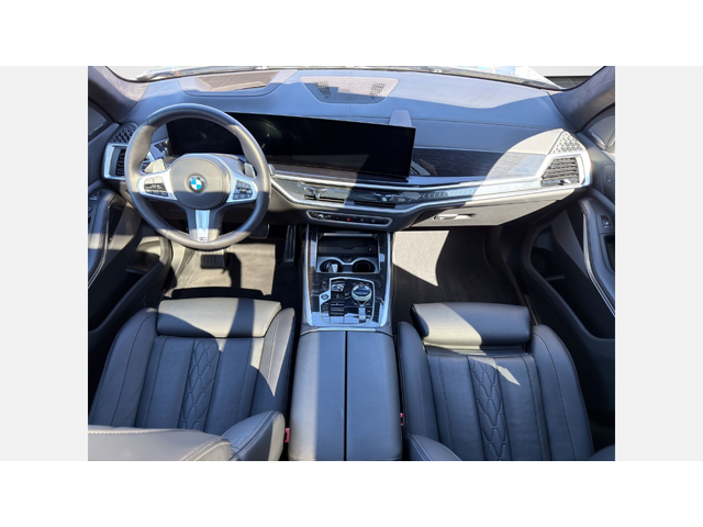BMW X7 xDrive40i - автомобили, коли, обяви за нови и употребявани 6