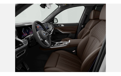 BMW X7 xDrive40i - автомобили, коли, обяви за нови и употребявани 7