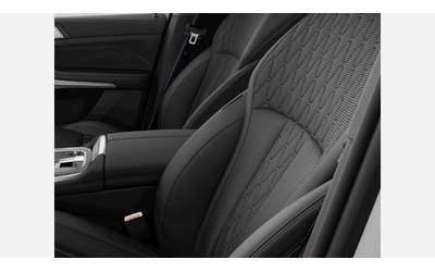BMW X7 xDrive40i - автомобили, коли, обяви за нови и употребявани 8