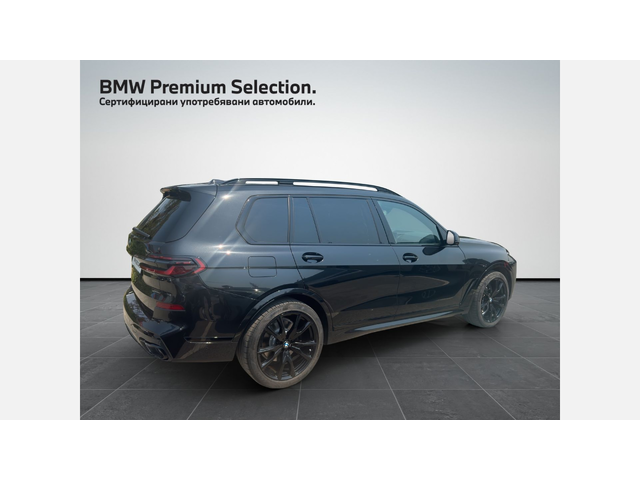BMW X7 xDrive40i - автомобили, коли, обяви за нови и употребявани 1