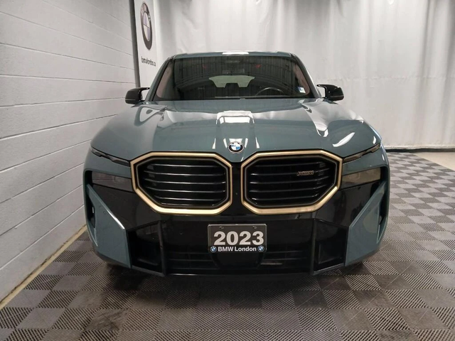 BMW XM ///M DISTRONIC/ВАКУУМ/ОБДУХВАНЕ/HEAD-UP/ПОДГРЕВИ - автомобили, коли, обяви за нови и употребявани 0