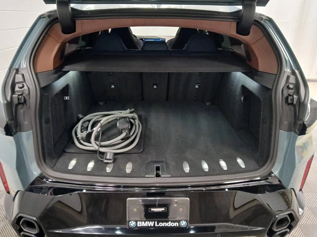 BMW XM ///M DISTRONIC/ВАКУУМ/ОБДУХВАНЕ/HEAD-UP/ПОДГРЕВИ - автомобили, коли, обяви за нови и употребявани 16