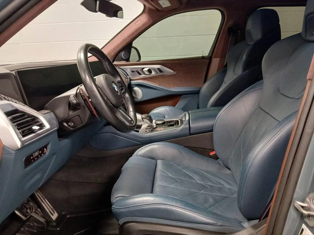 BMW XM ///M DISTRONIC/ВАКУУМ/ОБДУХВАНЕ/HEAD-UP/ПОДГРЕВИ - автомобили, коли, обяви за нови и употребявани 8