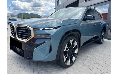 bmw-xm-xm - 1