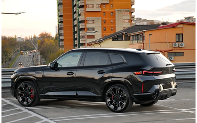 bmw-xm-xm-4-4-v8-plug-in-hybrid-xdrive - 3