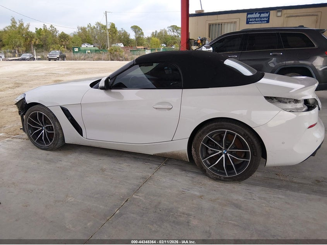 BMW Z4 2.0L I-4 DI, DOHC, VVT, TURBO, 255HP Rear Wheel Drive - автомобили, коли, обяви за нови и употребявани 14