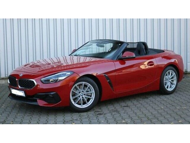 BMW Z4 sDrive20i Sport - автомобили, коли, обяви за нови и употребявани 1