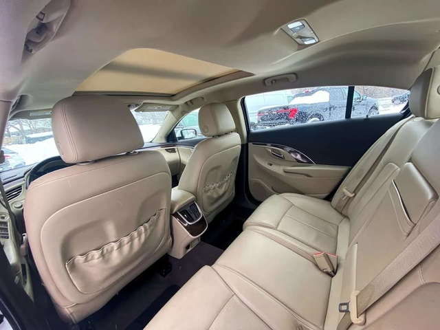 Buick Lacrosse * Premium * CARFAX * ЦЕНА ДО БГ - автомобили, коли, обяви за нови и употребявани 11