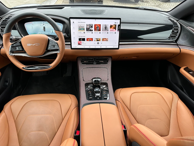 BYD HAN 4x4/Executive HEAD UP Display/360-KAMERA/86kw - автомобили, коли, обяви за нови и употребявани 12