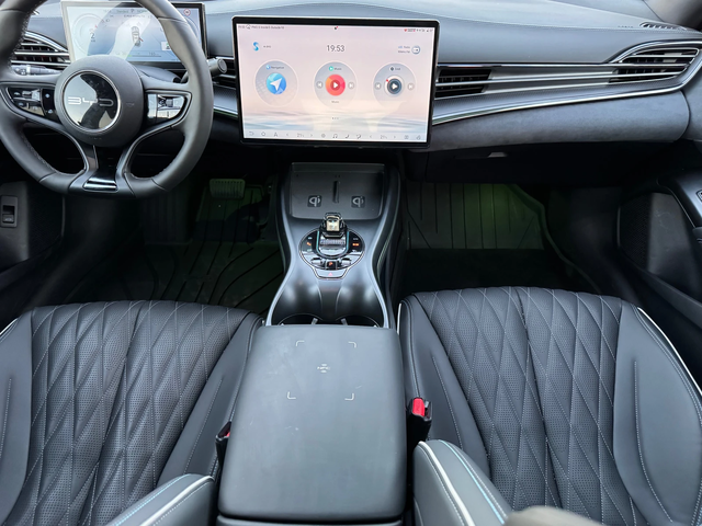 BYD Seal Seal Excellence Desig Panorama-Glasdach 360 Kamera - автомобили, коли, обяви за нови и употребявани 10