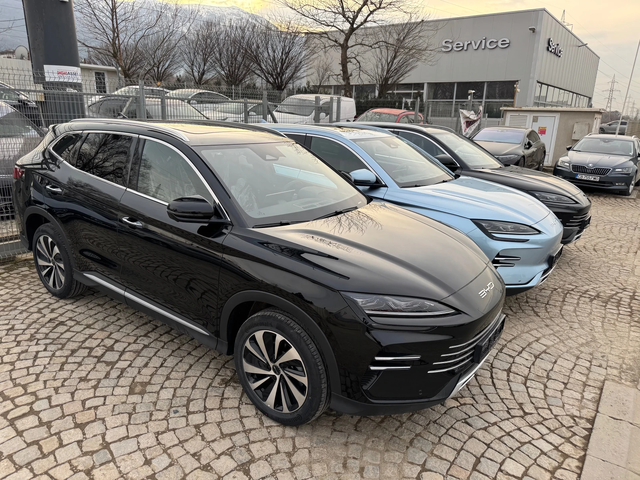 BYD Seal U 26kw/125 km electric range/DM-i Plug-in hibrid - автомобили, коли, обяви за нови и употребявани 1