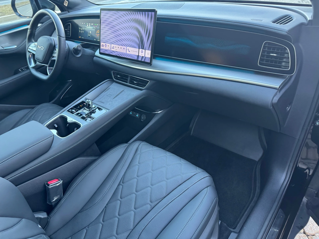 BYD Sealion 7 Comfort/Design/Excellence - автомобили, коли, обяви за нови и употребявани 16